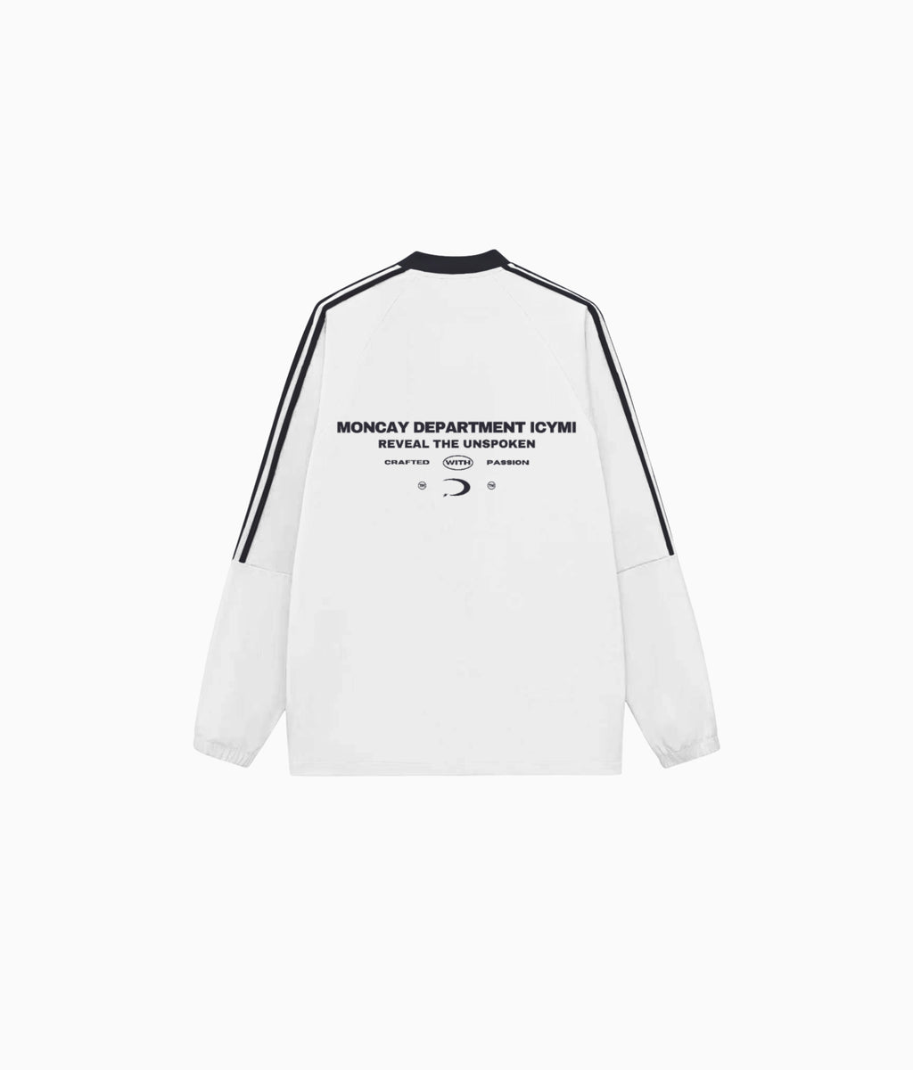 UNCHANGED WHITE V-NECK LONG SLEEVE
