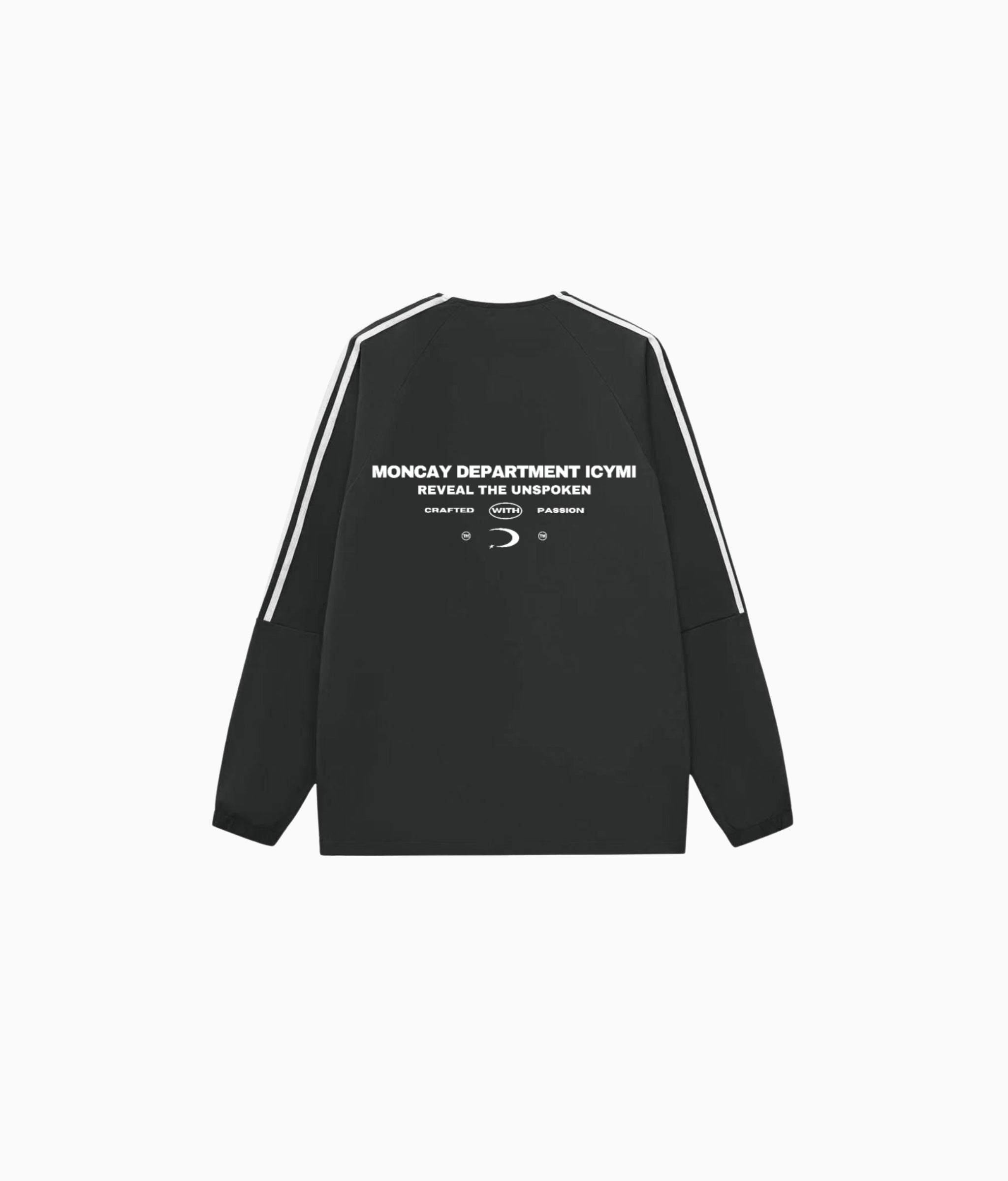 UNCHANGED BLACK V-NECK LONG SLEEVE