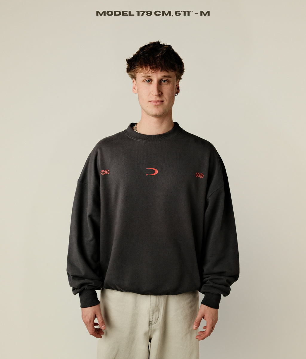 TIMELESS CHARCOAL GREY SWEATSHIRT