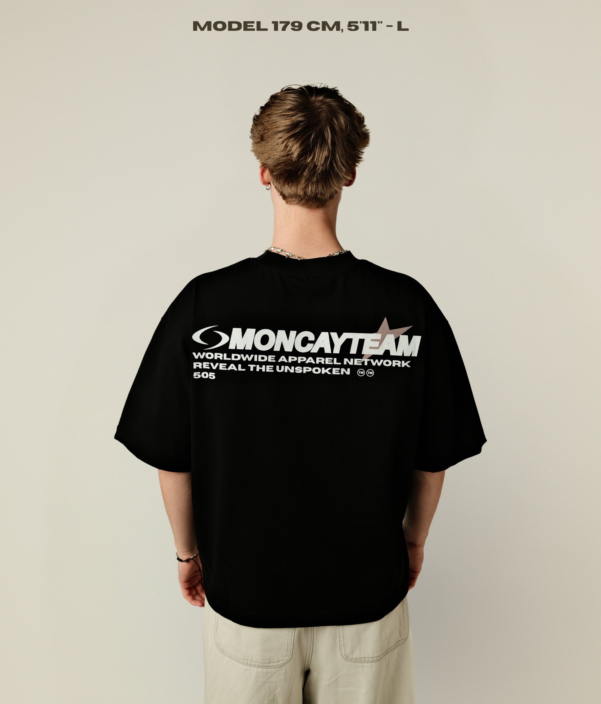 TIMELESS BLACK TEE